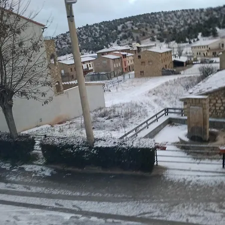 בית הארחה Hostal Posada Royuela